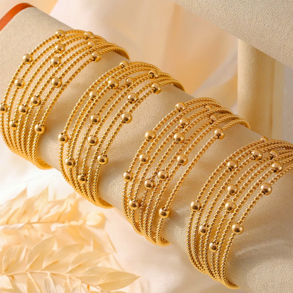 Simple Style Round Lines 304 Stainless Steel 18K Gold Plated Bangle In Bulk