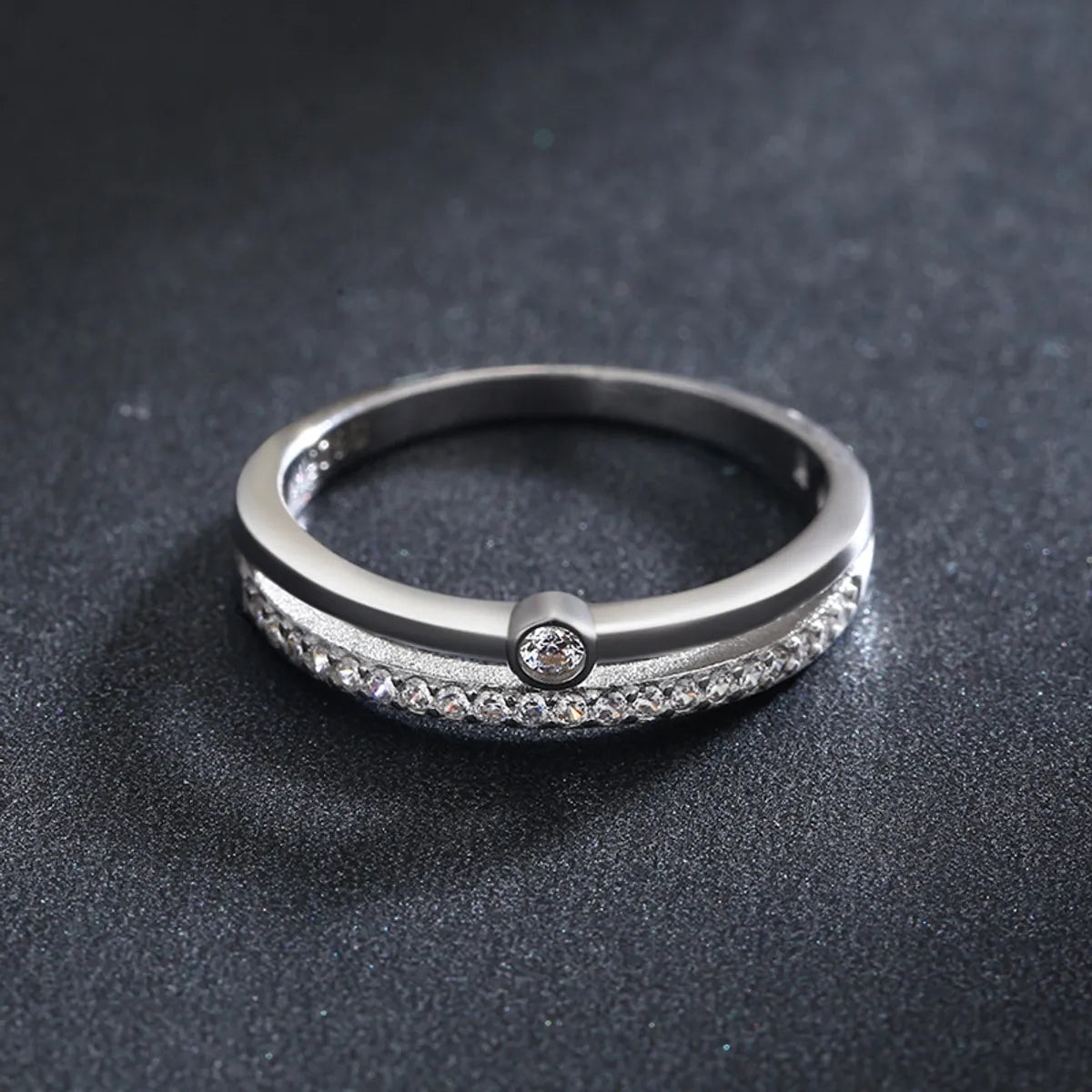 Simple Style Round Silver Plating Inlay Zircon Rings 1 Piece