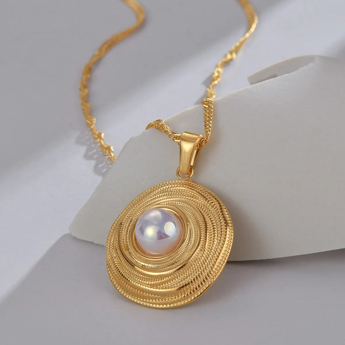 Simple Style Round Stainless Steel Plating Inlay Pearl 18k Gold Plated Pendant Necklace