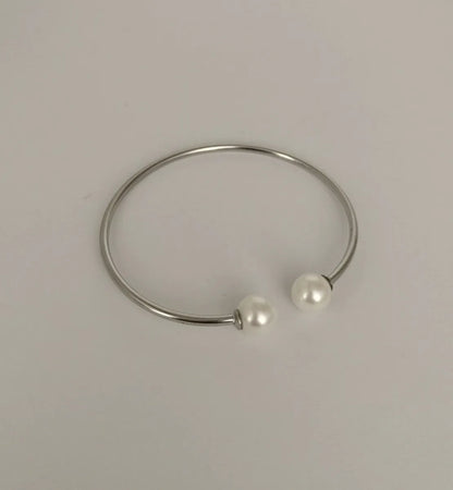 Simple Style Round Stainless Steel Inlay Artificial Pearls Cuff Bracelets