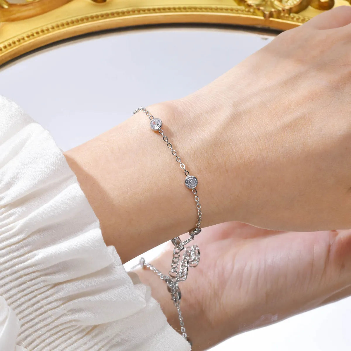 Simple Style Round Stainless Steel Inlay Zircon Bracelets