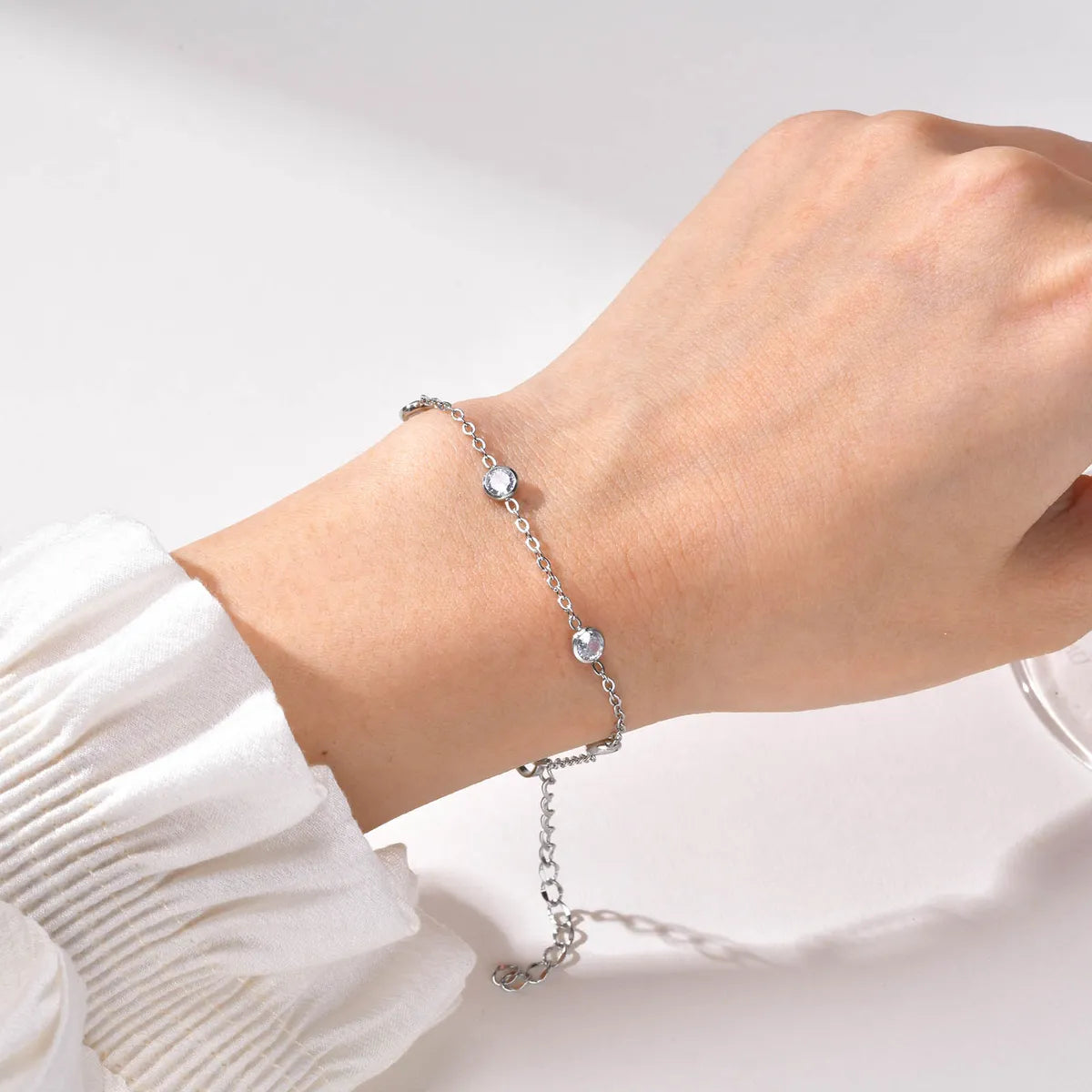 Simple Style Round Stainless Steel Inlay Zircon Bracelets