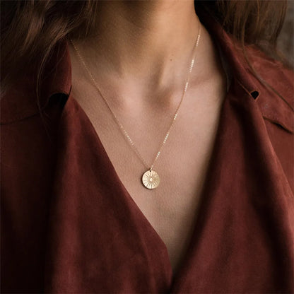 Simple Style Round Sun Stainless Steel Plating 18k Gold Plated Pendant Necklace Long Necklace