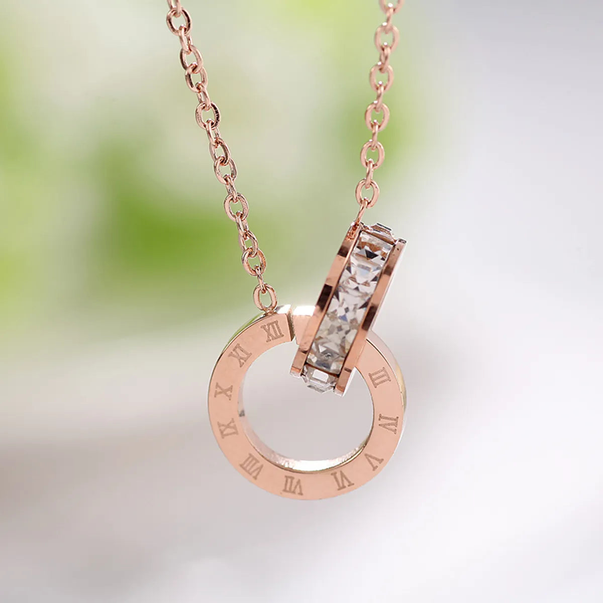 Simple Style Round Titanium Steel Inlay Artificial Diamond Pendant Necklace 1 Piece