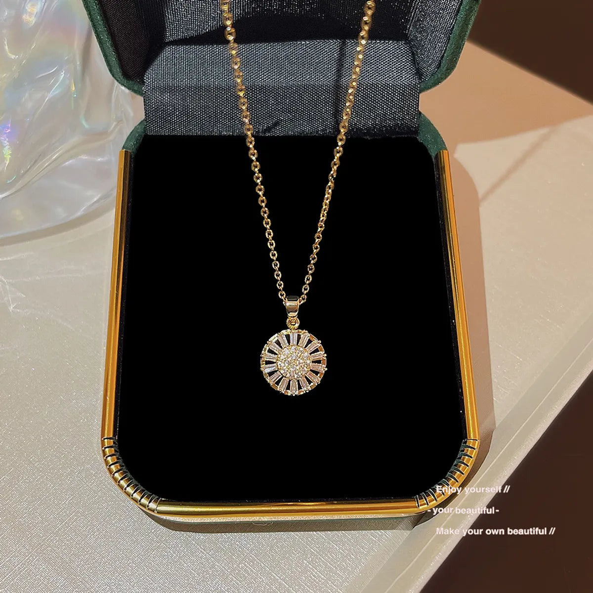 Simple Style Round Titanium Steel Plating Inlay Zircon 18k Gold Plated Pendant Necklace