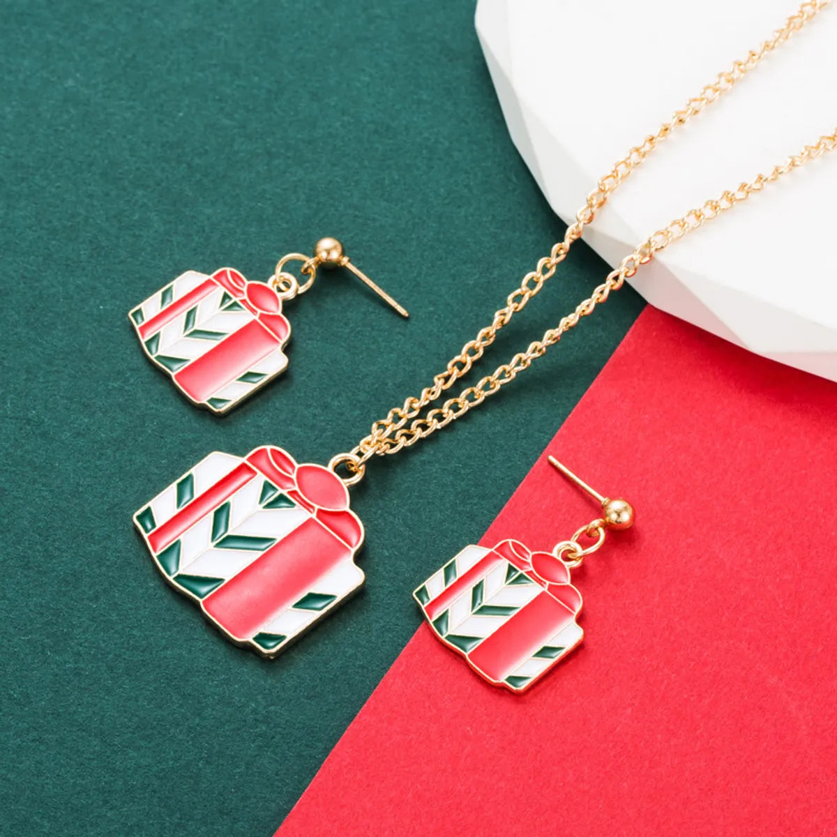 Simple Style Santa Claus Alloy Plating Women'S Earrings Necklace 1 Set