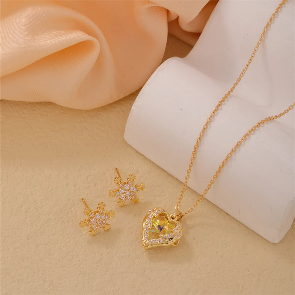 Simple Style Shiny Geometric Copper Plating Inlay Zircon Rose Gold Plated Silver Plated Earrings Necklace Jewelry Set