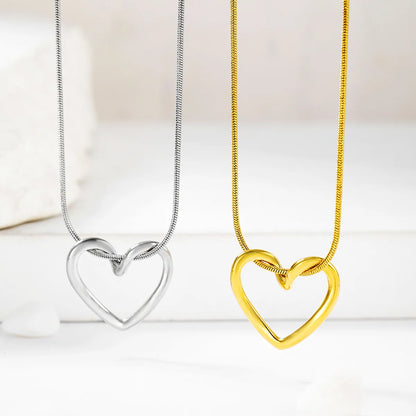 304 Stainless Steel Simple Style Shiny Polishing Plating Heart Shape Pendant Necklace