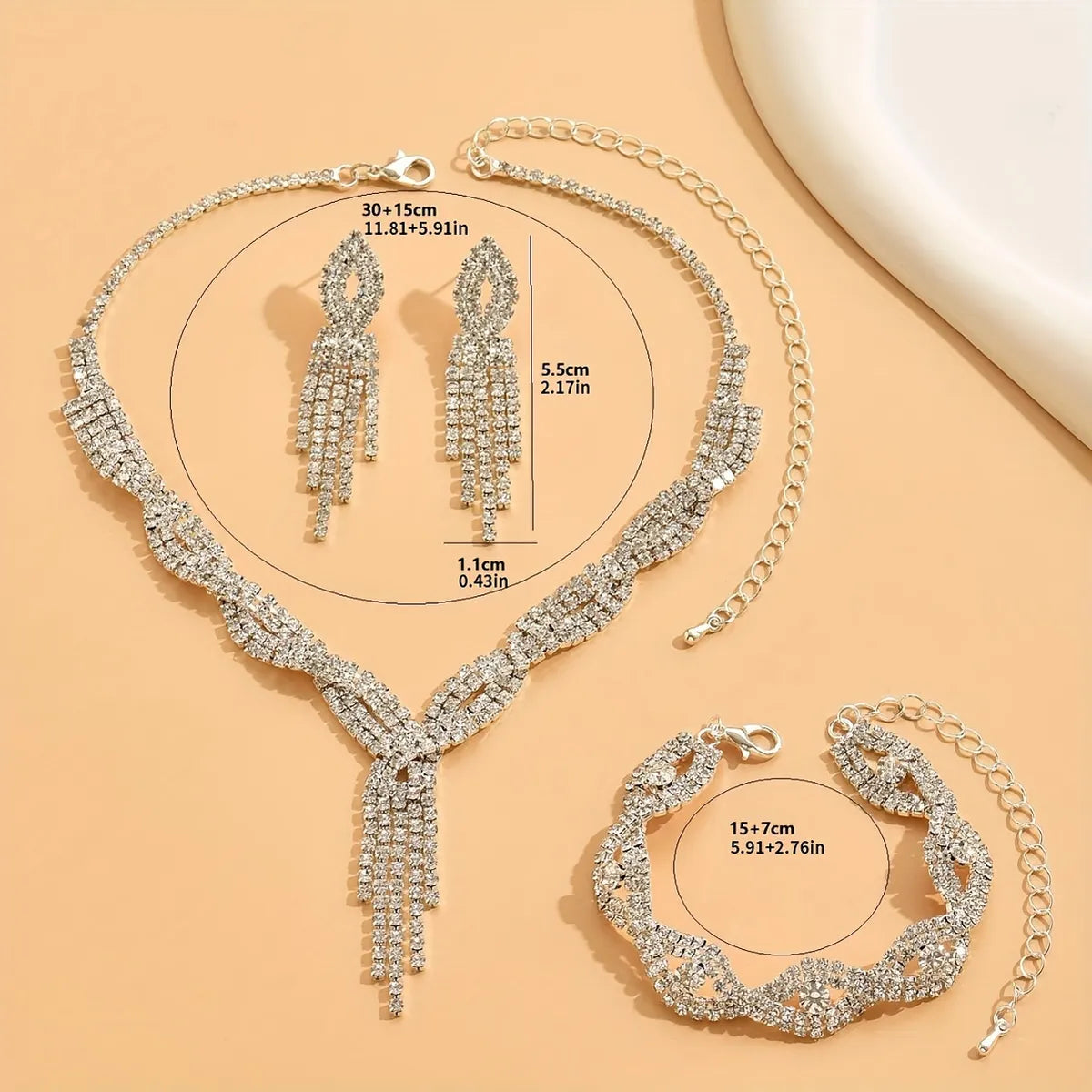 Simple Style Shiny Tassel Solid Color Alloy Plating Inlay Rhinestones Silver Plated Women'S Jewelry Set