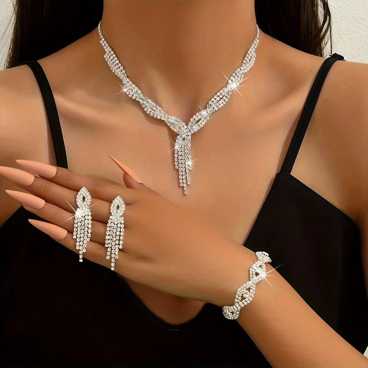 Simple Style Shiny Tassel Solid Color Alloy Plating Inlay Rhinestones Silver Plated Women'S Jewelry Set