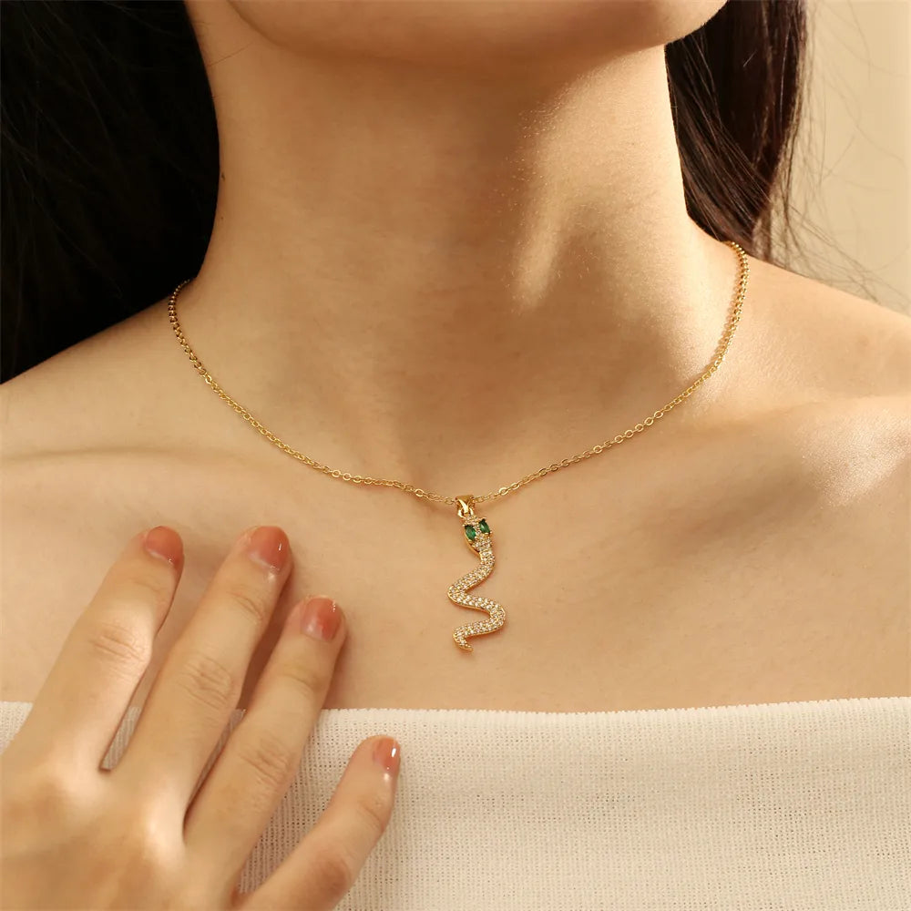 Simple Style Snake Copper Plating Inlay Zircon 18k Gold Plated Pendant Necklace