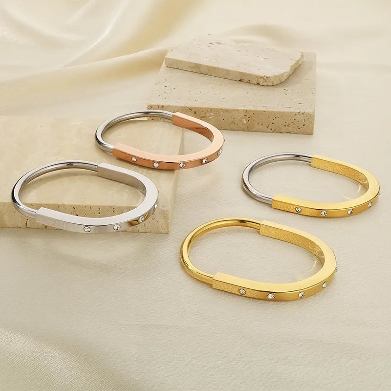 Simple Style Solid Color 304 Stainless Steel 18K Gold Plated Bangle In Bulk