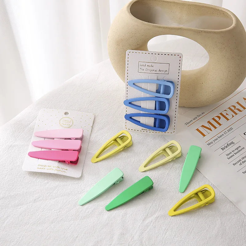 Simple Style Solid Color Alloy Hollow Out Hair Clip 1 Set