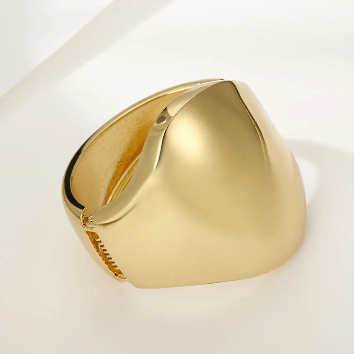 Simple Style Solid Color Alloy Plating Gold Plated Women's Bangle