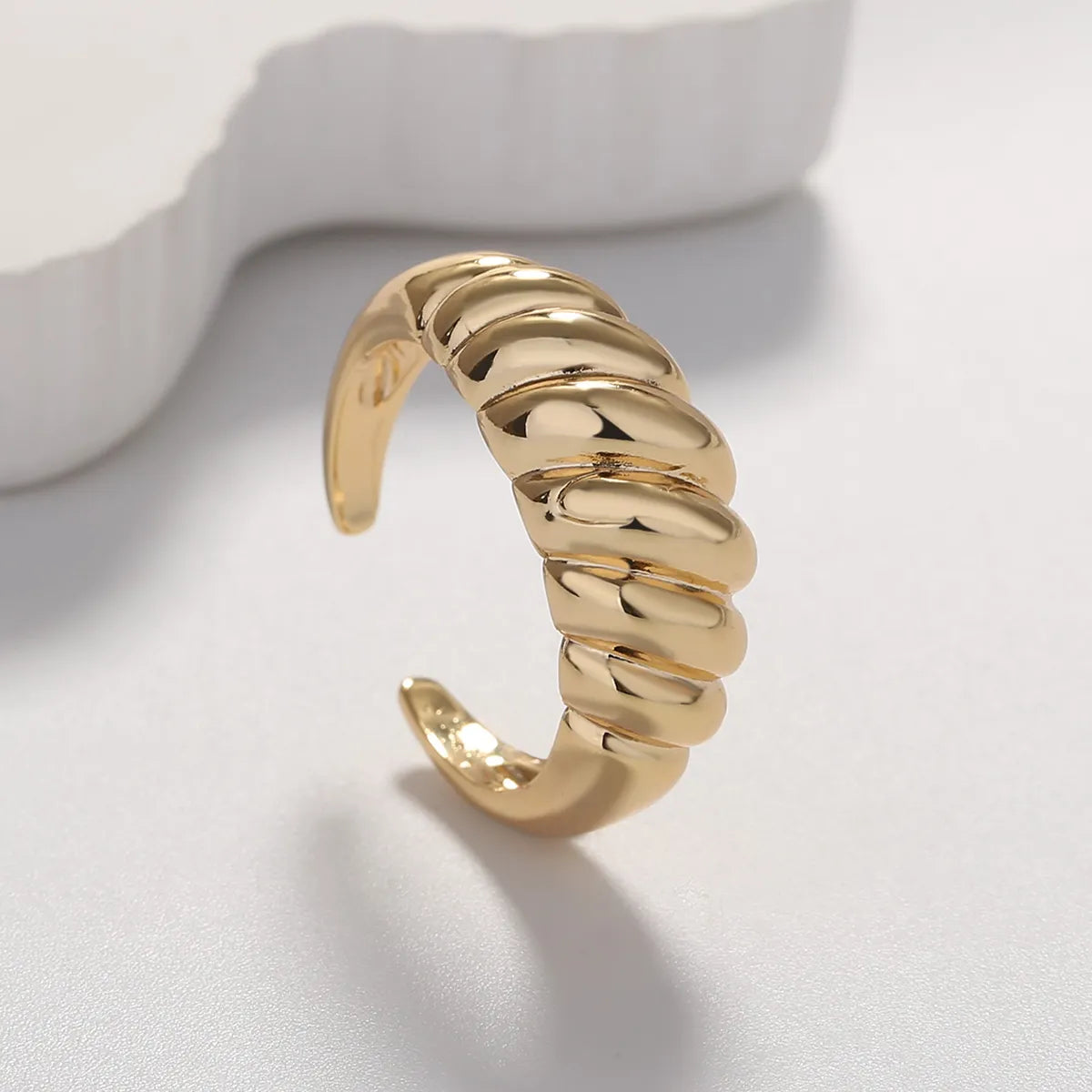 Simple Style Solid Color Brass Gold Plated Open Ring 1 Piece