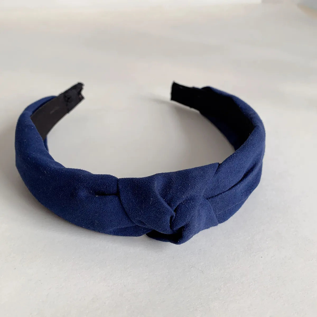 Women'S Simple Style Solid Color Cloth Braid Hair Band