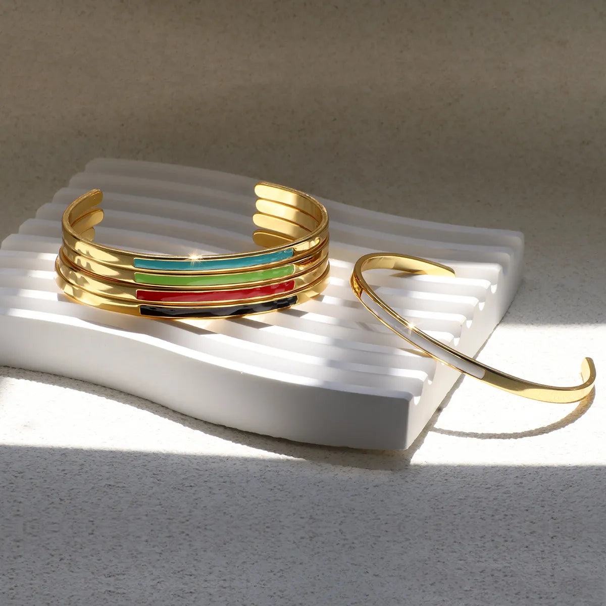 Simple Style Solid Color Copper Enamel Plating 18k Gold Plated Cuff Bracelets