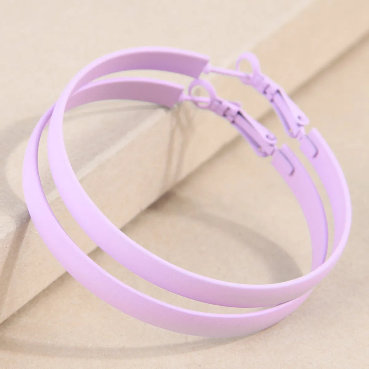 Simple Style Solid Color Ferroalloy Women's Hoop Earrings