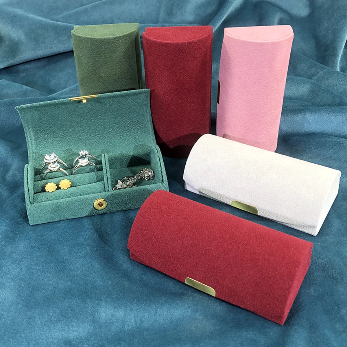 Simple Style Solid Color Fleece Jewelry Boxes