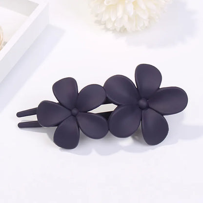 Simple Style Solid Color Flower Plastic Hair Clip