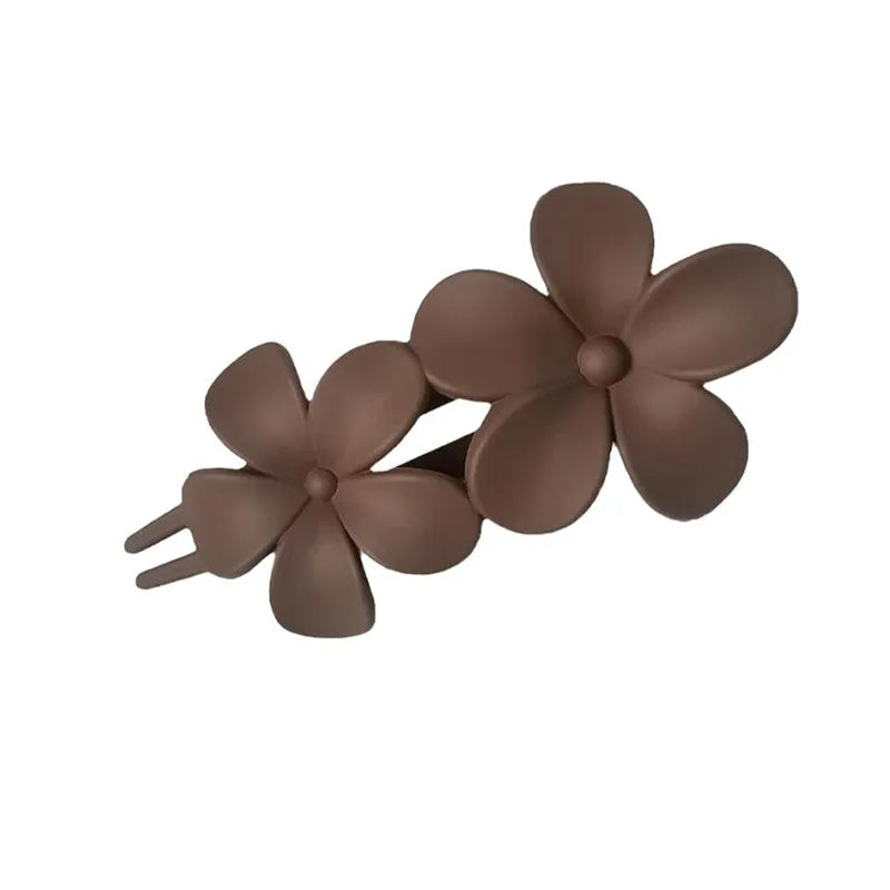 Simple Style Solid Color Flower Plastic Hair Clip