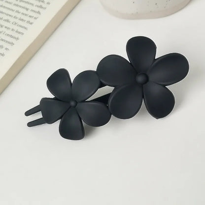 Simple Style Solid Color Flower Plastic Hair Clip