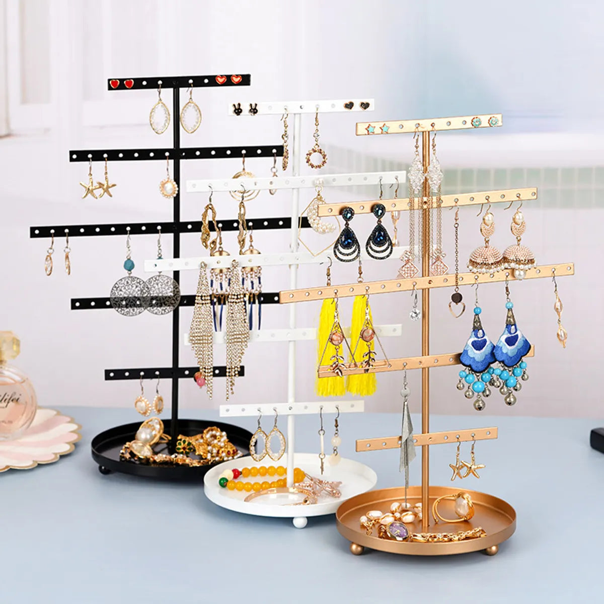 Simple Style Solid Color Metal Jewelry Rack