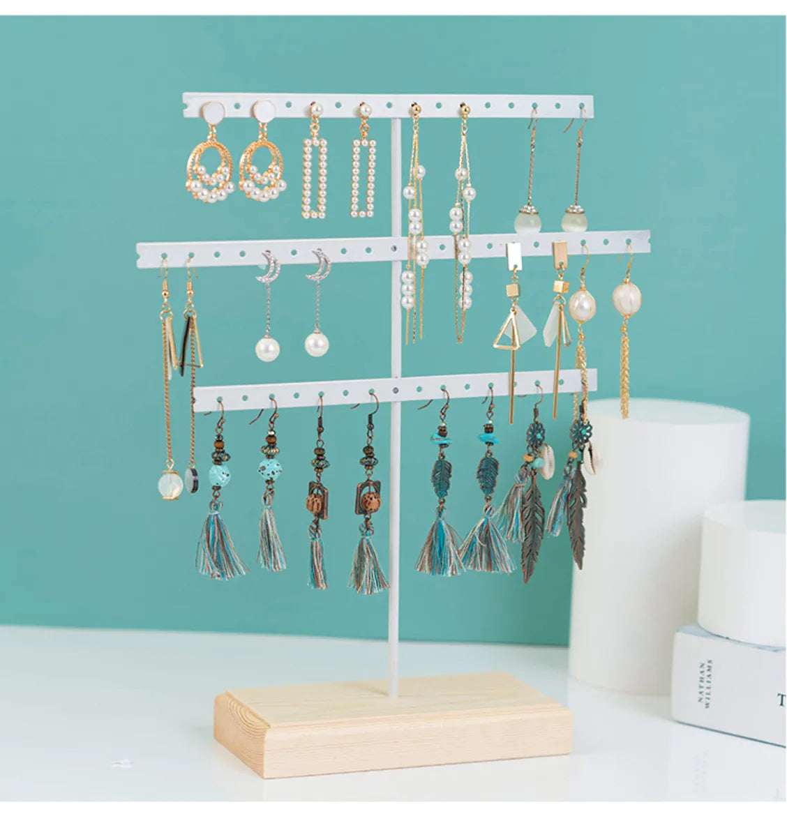 Simple Style Solid Color Metal Jewelry Rack