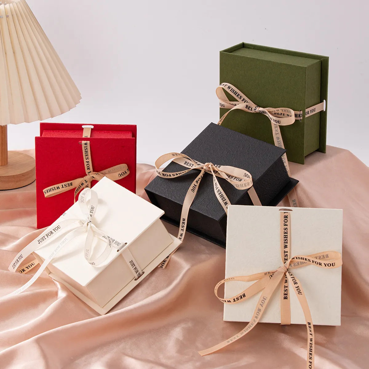 Simple Style Solid Color Paper Jewelry Boxes