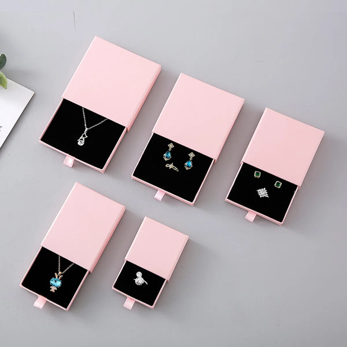 Simple Style Solid Color Paper Jewelry Boxes