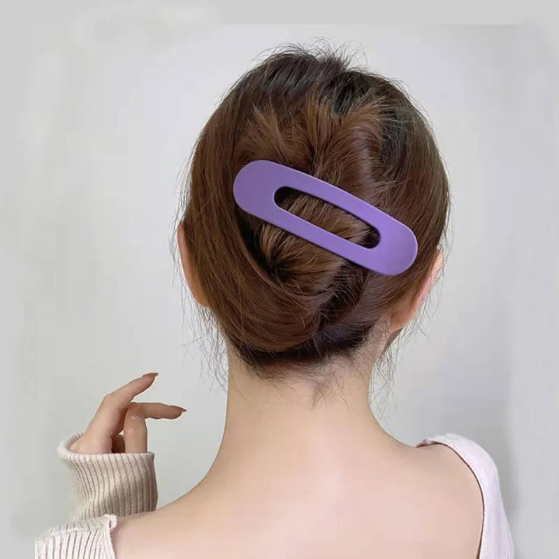 Simple Style Solid Color Plastic Hollow Out Hair Clip 1 Piece