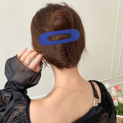 Simple Style Solid Color Plastic Hollow Out Hair Clip 1 Piece