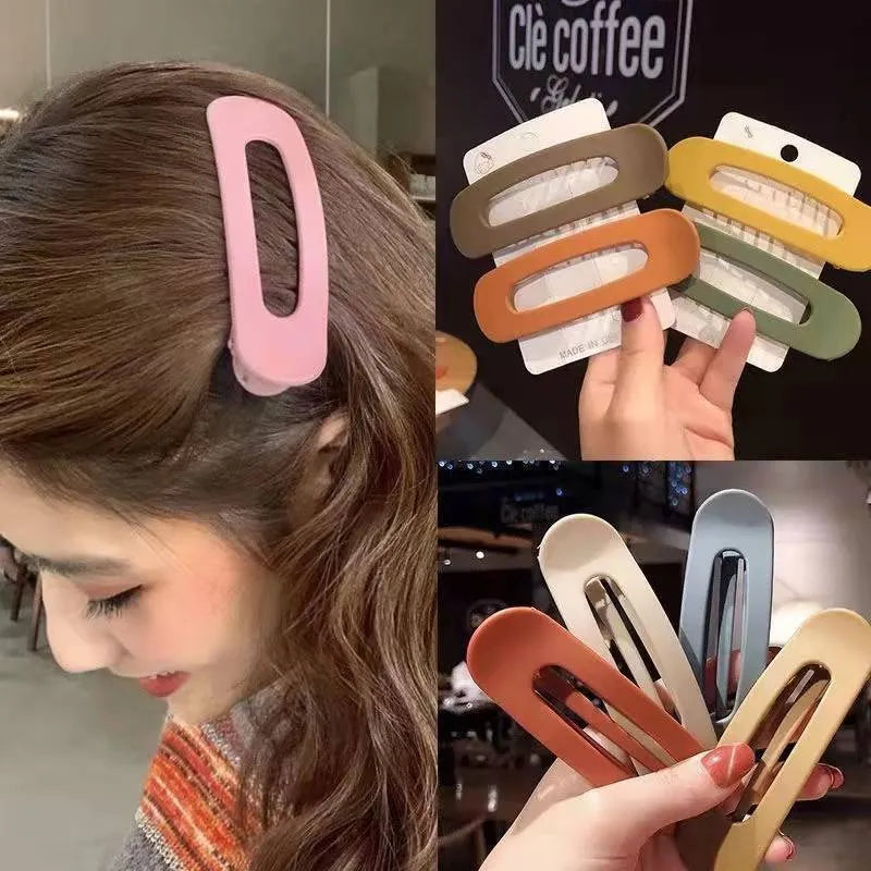 Simple Style Solid Color Plastic Hollow Out Hair Clip 1 Piece