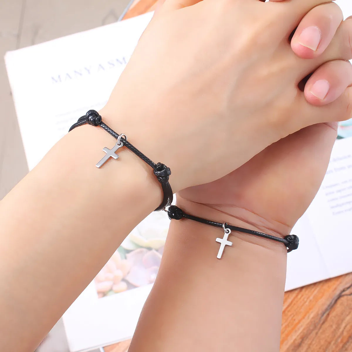 Simple Style Solid Color Pu Leather Braid Couple Bracelets