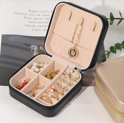 Simple Style Solid Color Pu Leather Flannel Jewelry Boxes 1 Piece