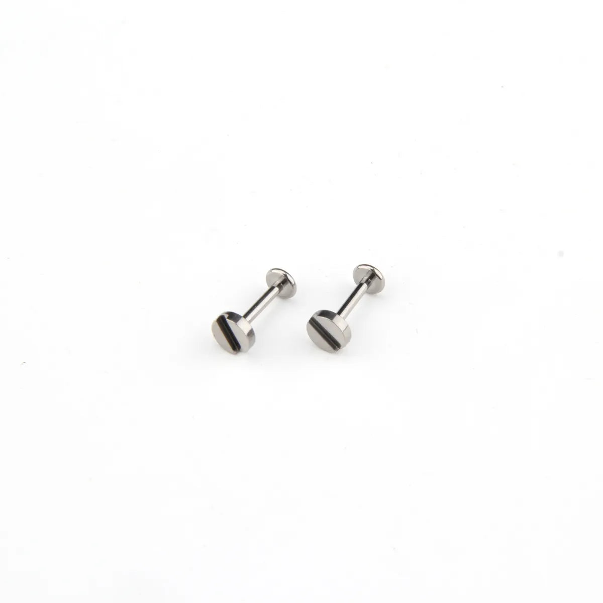 Simple Style Solid Color Pure Titanium Lip Stud In Bulk