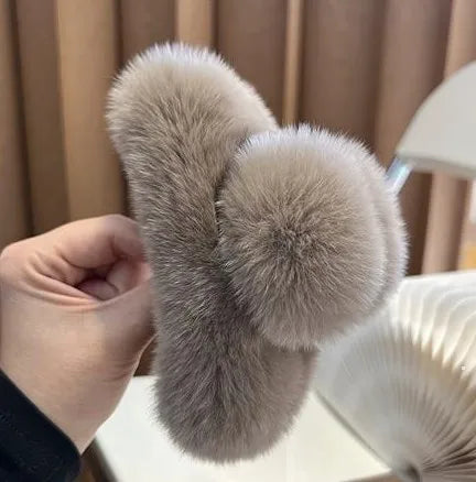 Simple Style Solid Color Rex Rabbit Fur Hair Claws