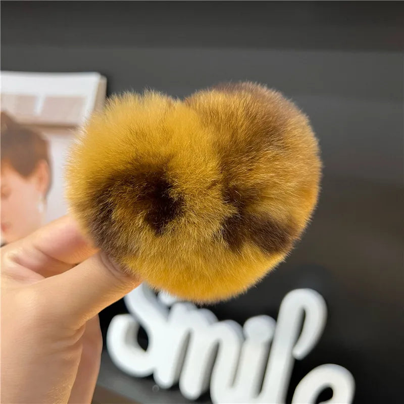 Simple Style Solid Color Rex Rabbit Fur Hair Claws