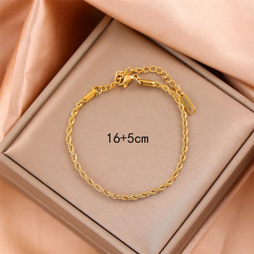 Simple Style Solid Color Stainless Steel 18K Gold Plated Bracelets In Bulk