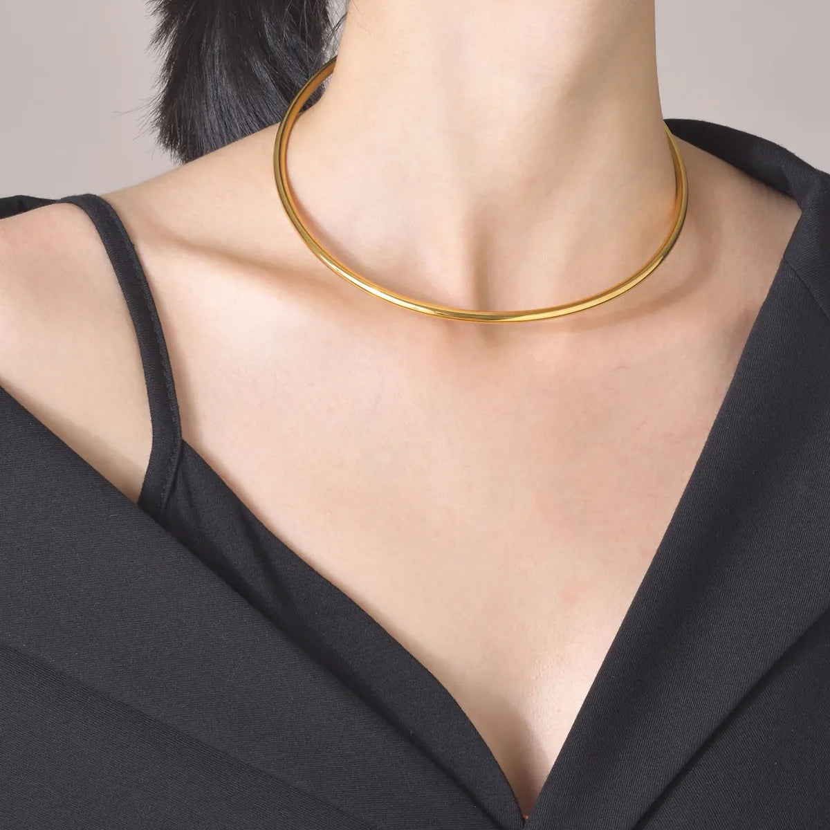 Simple Style Solid Color Stainless Steel Choker 1 Piece