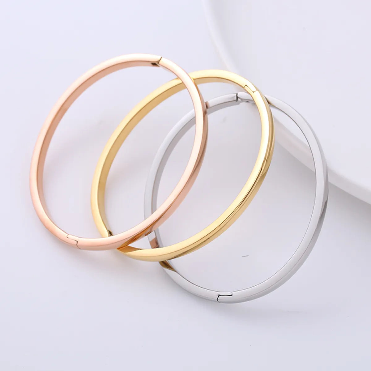 Simple Style Solid Color Stainless Steel Gold Plated Gold Plated Bangle