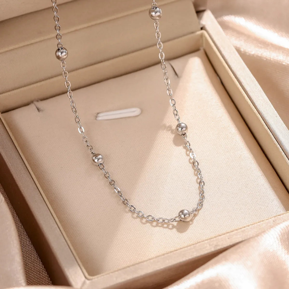 Simple Style Solid Color Stainless Steel Necklace