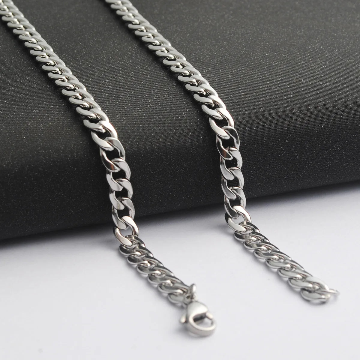 Simple Style Solid Color Stainless Steel Plating Necklace Chain 1 Piece