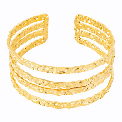 Simple Style Solid Color 304 Stainless Steel 18K Gold Plated Bangle In Bulk