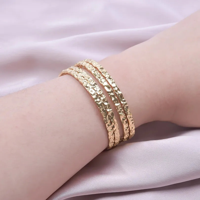 Simple Style Solid Color 304 Stainless Steel 18K Gold Plated Bangle In Bulk