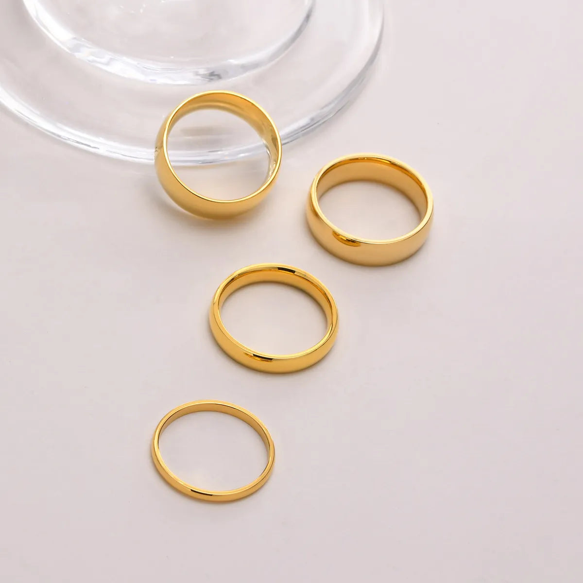 Simple Style Solid Color Stainless Steel Plating 18k Gold Plated Rings