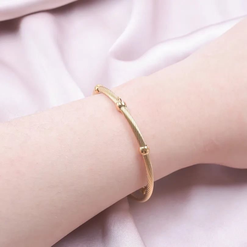 Simple Style Solid Color 304 Stainless Steel 18K Gold Plated Twisted Cable Bracele Bangle In Bulk