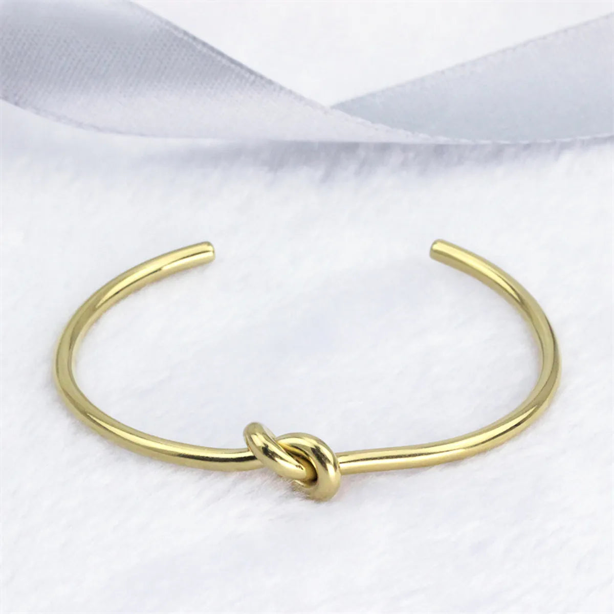 Simple Style Solid Color Stainless Steel Titanium Steel Polishing Plating Rose Gold Plated Gold Plated Bangle