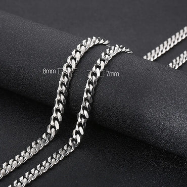 Simple Style Solid Color Titanium Steel Chain Men'S Necklace