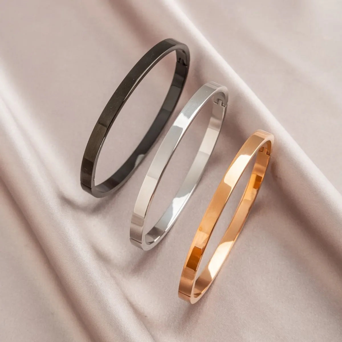 Simple Style Solid Color Titanium Steel Gold Plated Bangle In Bulk